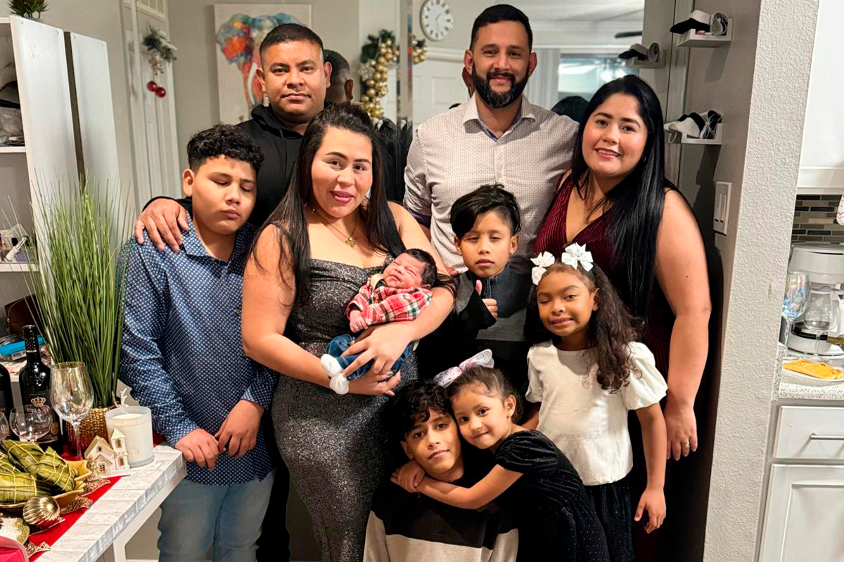 luis, andreína, santiago, hispanos, padres