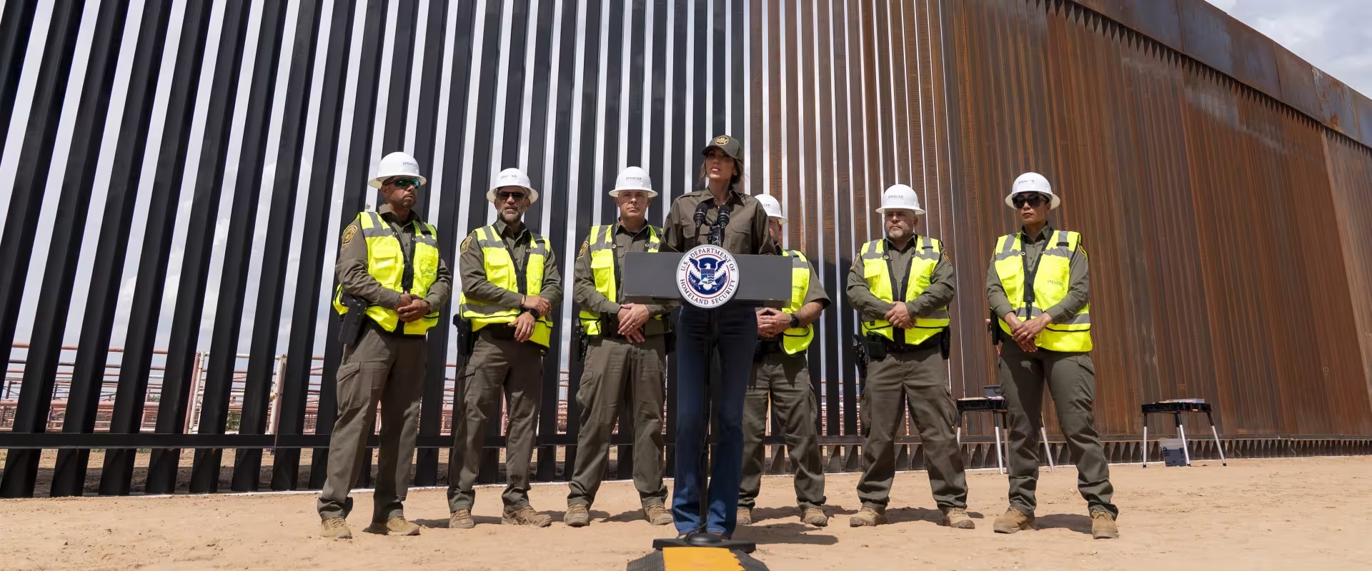 Demócratas bloquean proyecto de ley de financiación del DHS.