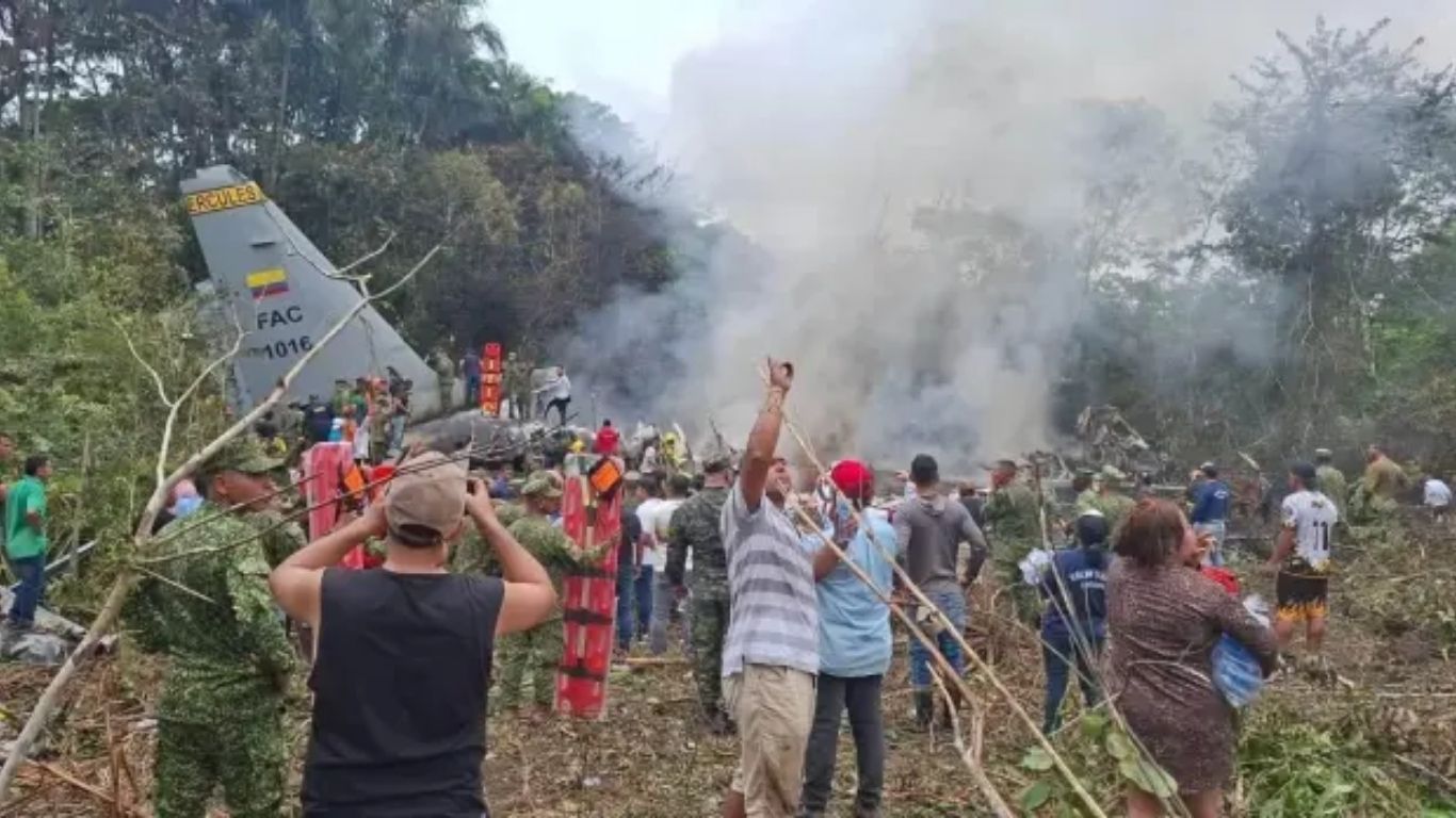 Accidente de avión militar en Colombia deja 8 muertos