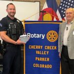 Exoficial acusado en Denver por delitos sexuales